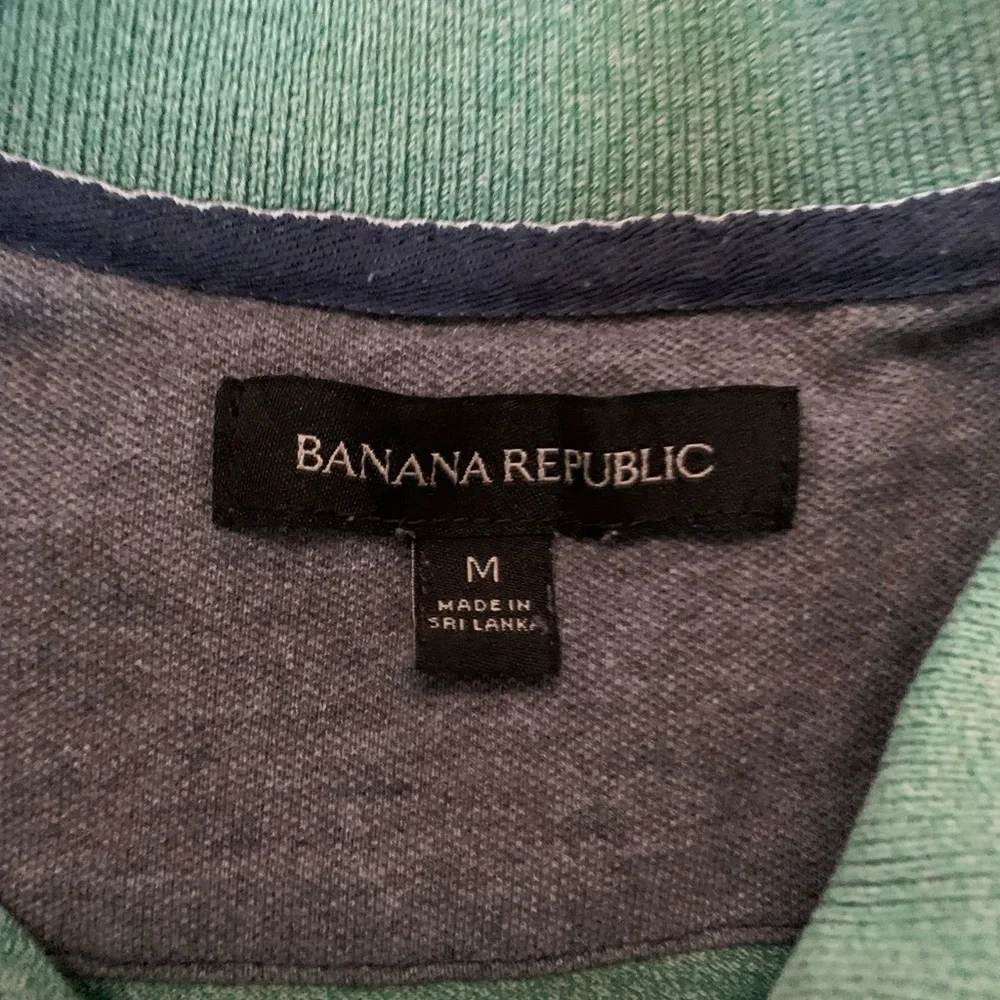 Banana Republic Men’s Green Collared Shirt Size Medium
